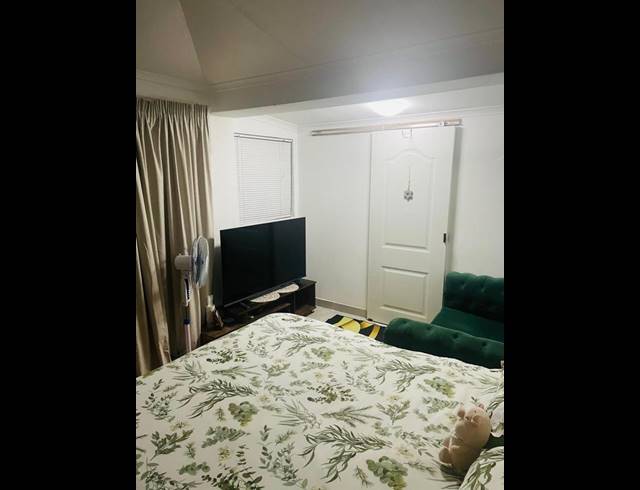 1 BEDROOM PROPERTY TO RENT IN FOREST HILL